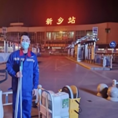 火车站地面防滑处理工程：河南新乡市火车站