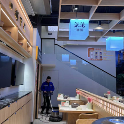 湖北省宜昌市柒柒砂锅钓鱼台店瓷砖防滑